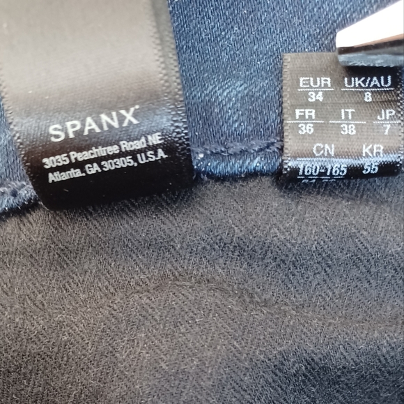 PRE-LOVED SPANX JEANS BY SARA BLAKELY 5-POCKET BOYFRIEND SIZE 26 CUFFED HEM - Picture 6 of 10